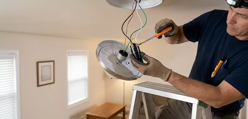 Outdoor and Landscape Light Socket Replacement in Woburn